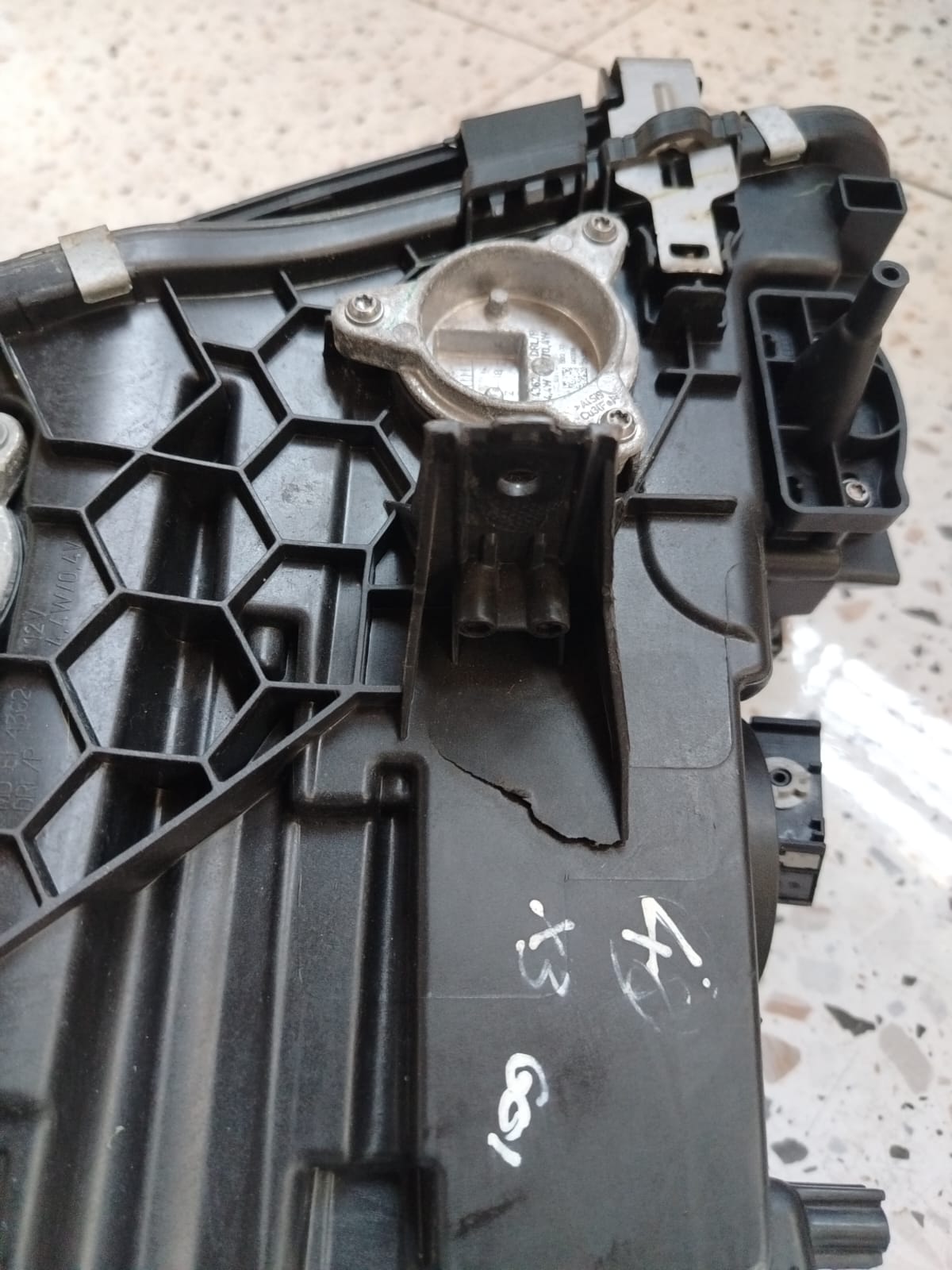 2018-2021 OEM BMW X3 G01 LED RIGHT HEADLAMP