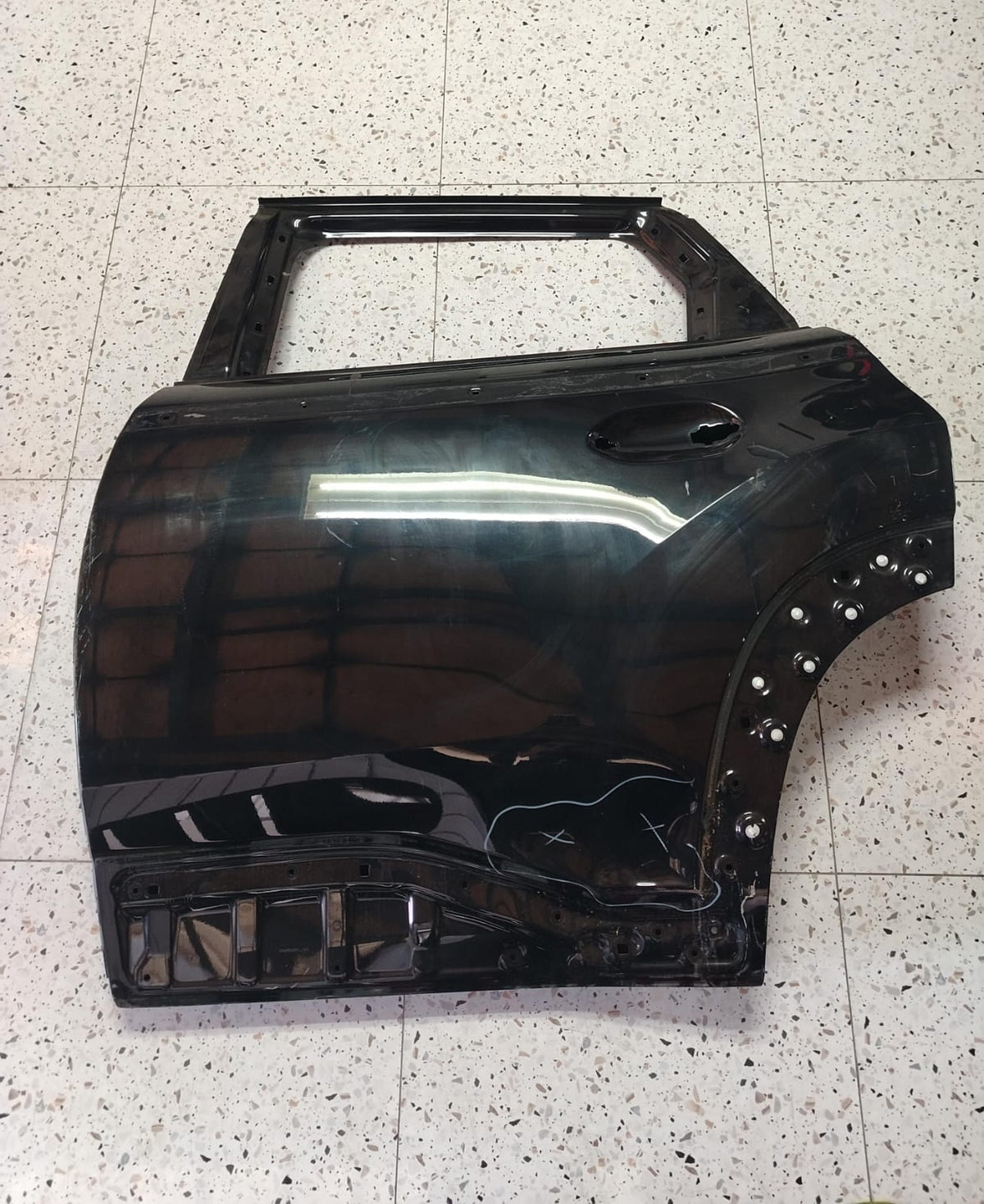 2023-2026 BMW XM G09 REAR LEFT DOOR SHELL