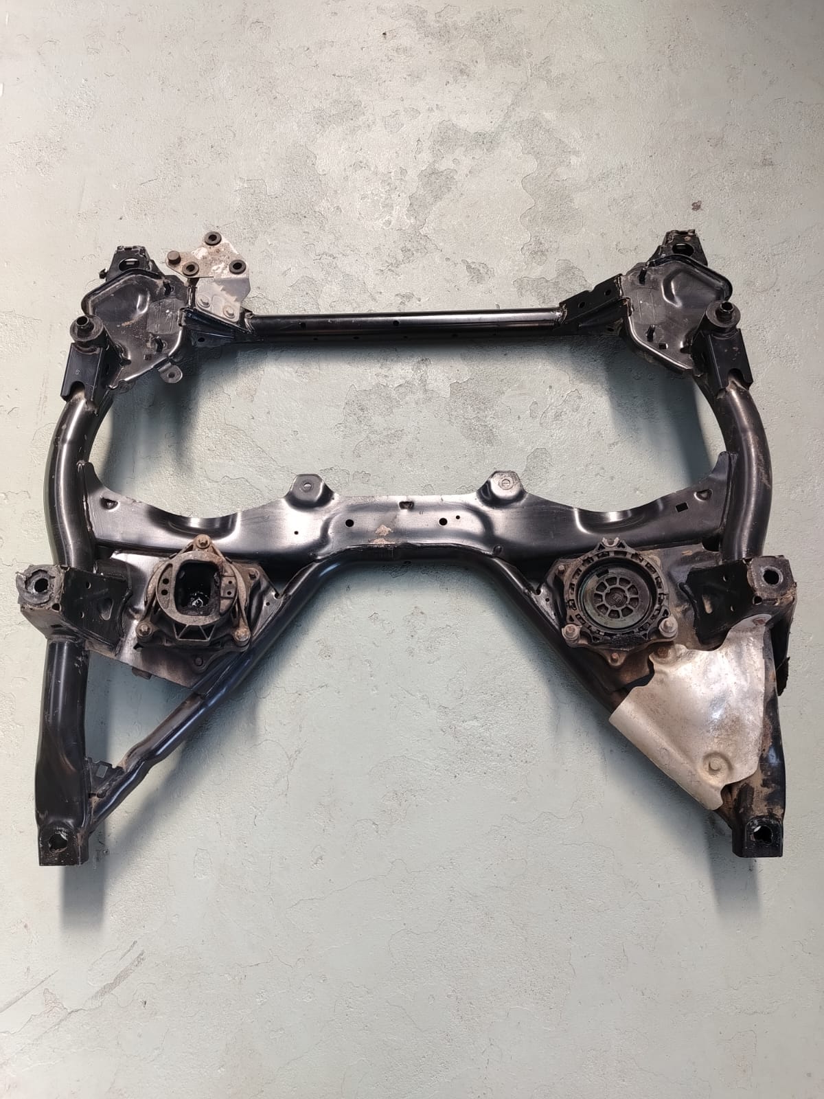 2012-2021 BMW 220i F22 SUBFRAME