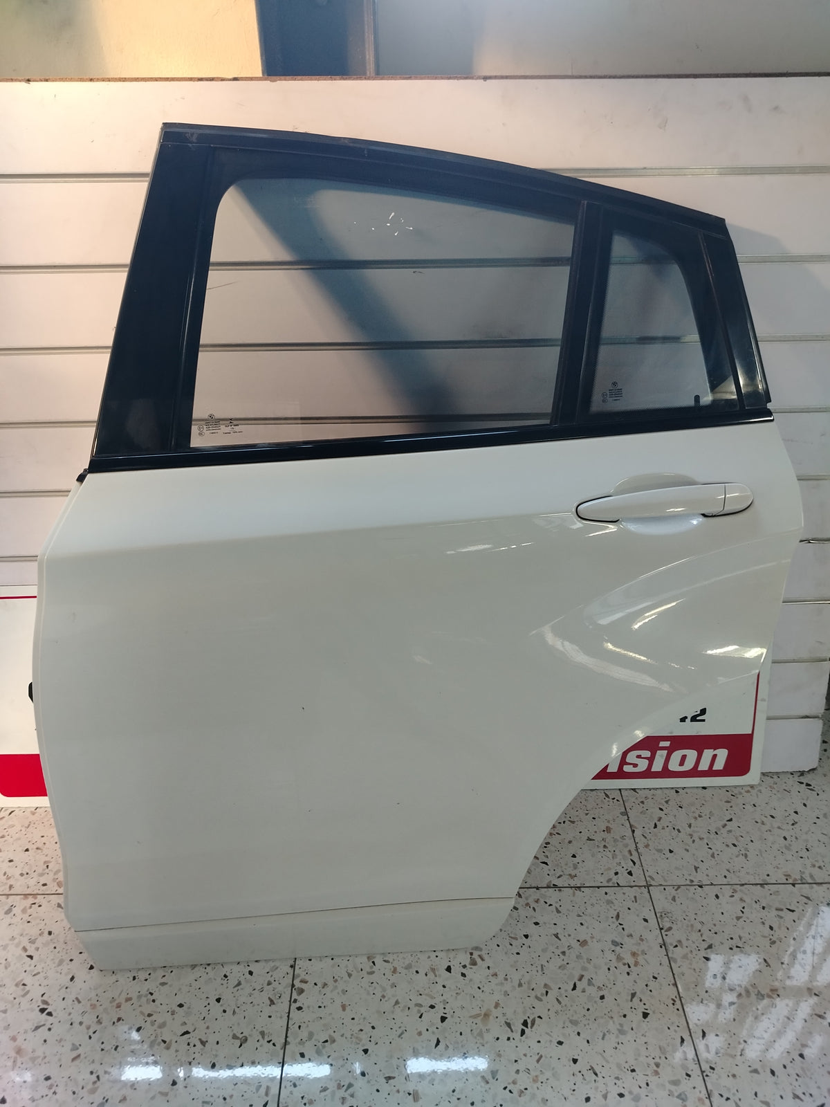 2015-2018 BMW X4 F26 RIGHT REAR DOOR