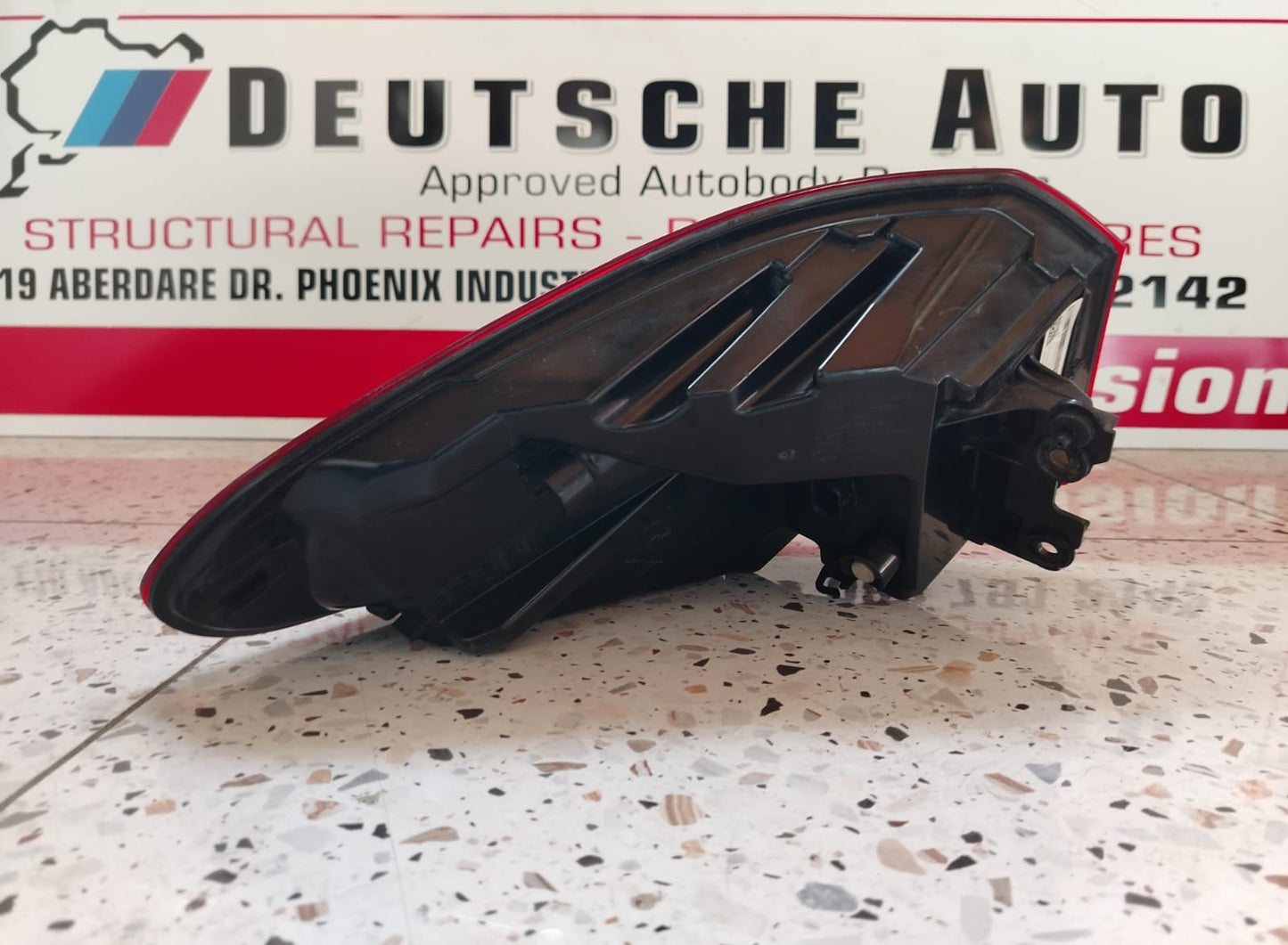 OEM BMW X1 F48 LCI RIGHT TAIL LAMP