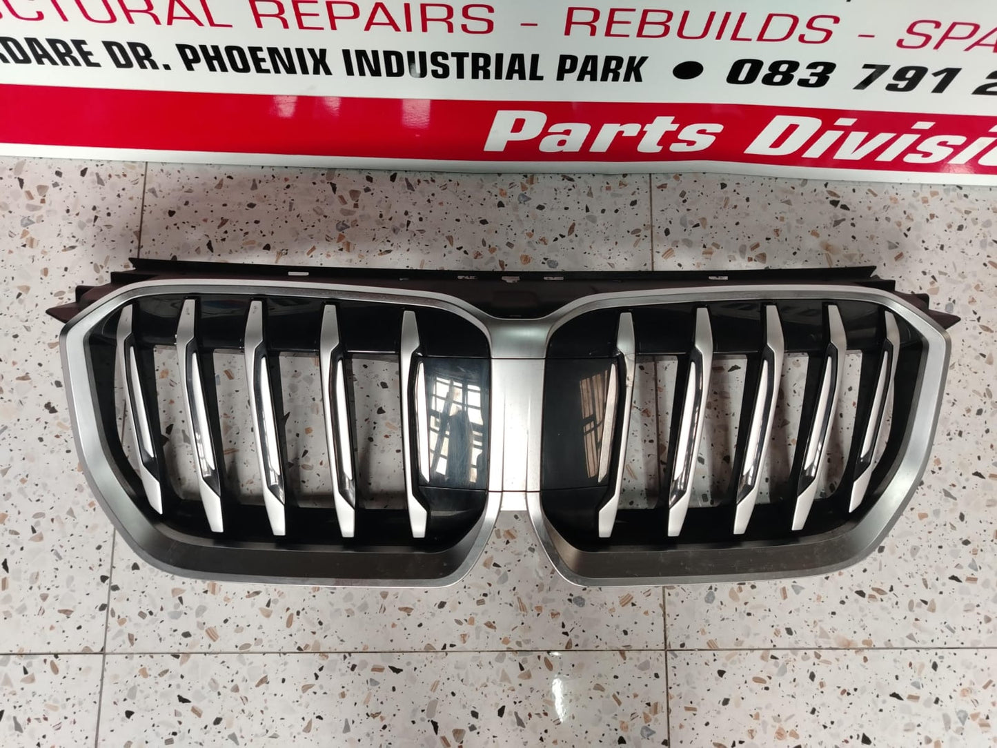 2019-2021 BMW X1 U11 FRONT GRILLE