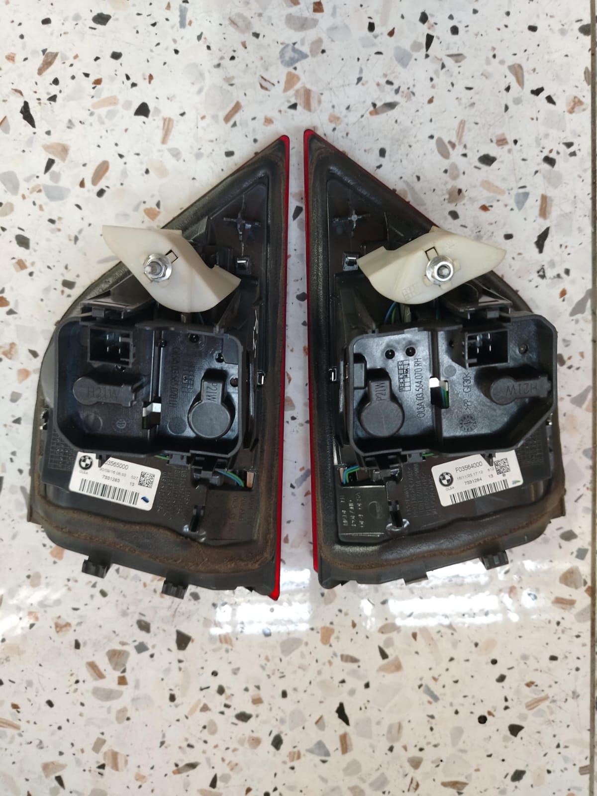 2013-2018 OEM BMW X4 F26 INNER TAIL LAMPS