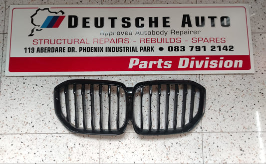 Bmw 2019-2023 G05 X5 OEM Front grille
