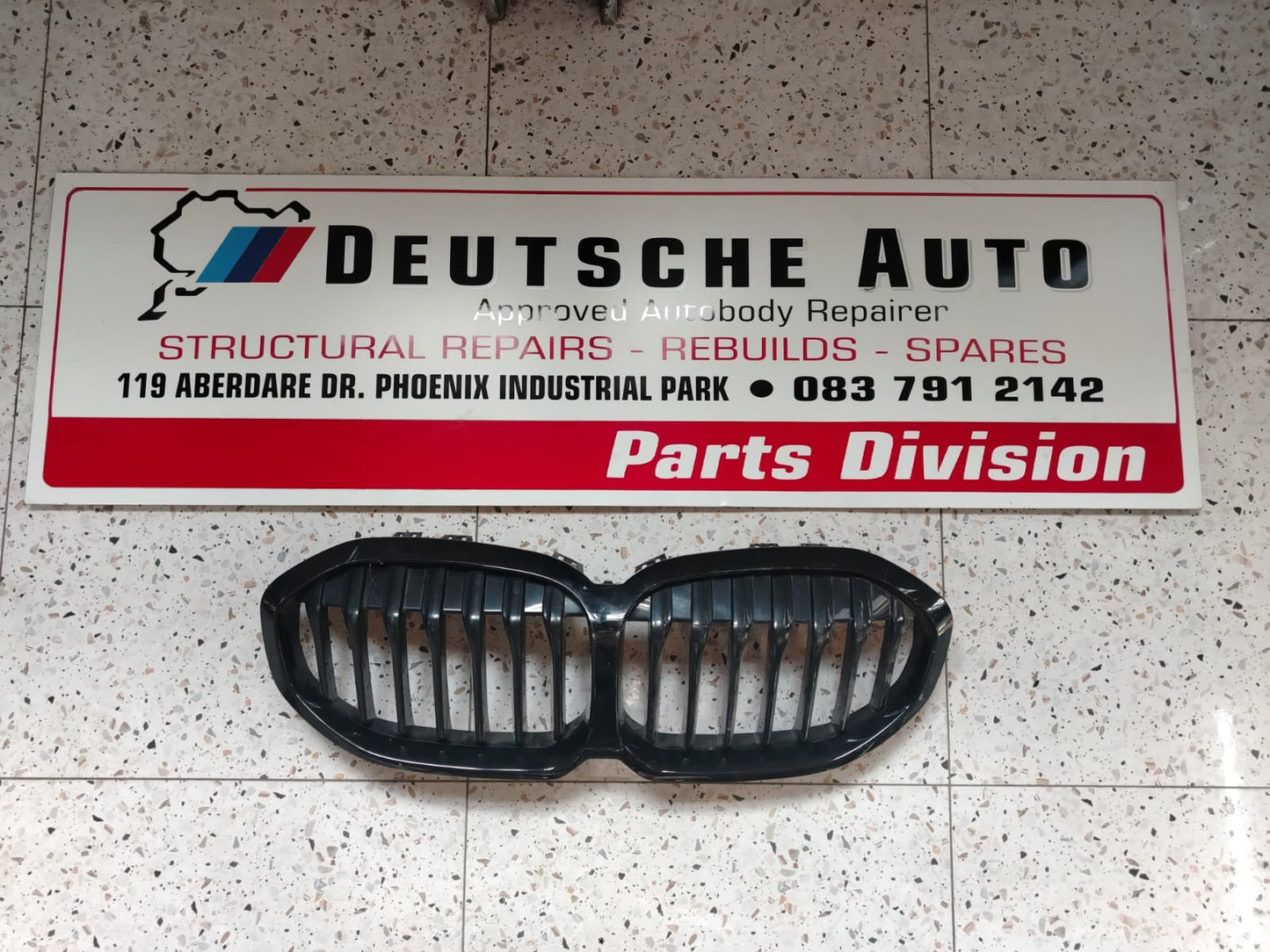 BMW Front grille  (G20 3series) OR (F40 1series)