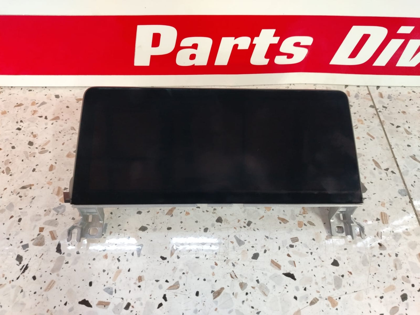 OEM BMW X3/X4 ENTERTAINMENT SCREEN