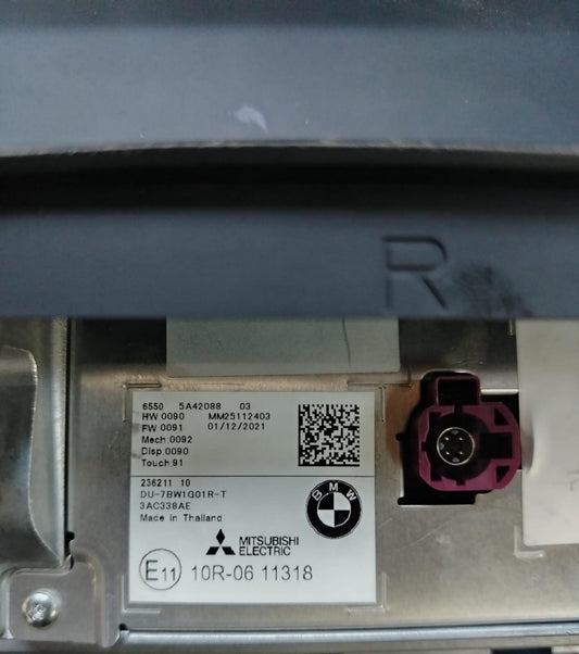 OEM BMW X3/X4 ENTERTAINMENT SCREEN
