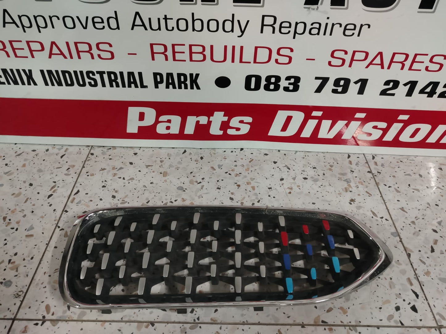 OEM BMW Z4 MSPORT LEFT KIDNEY GRILLE&nbsp;