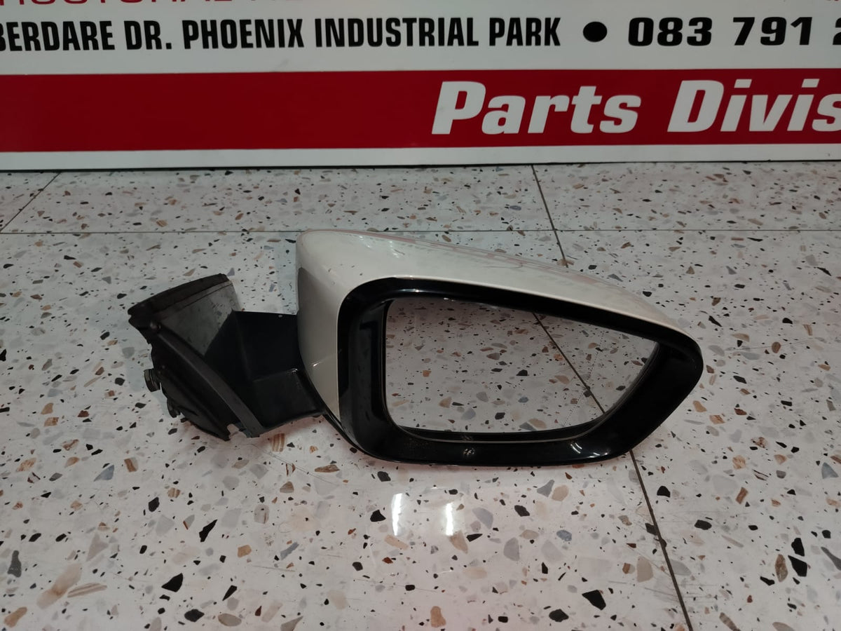 2017-2023 BMW G30 5SERIES RIGHT MIRROR