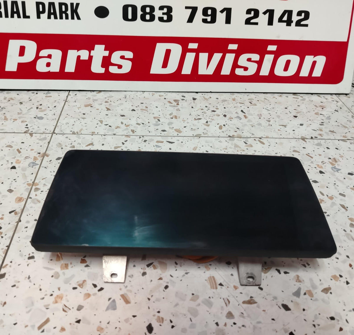 2017-2018 BMW G30 5SERIES OR G32 M5 ENTERTAINMENT SCREEN