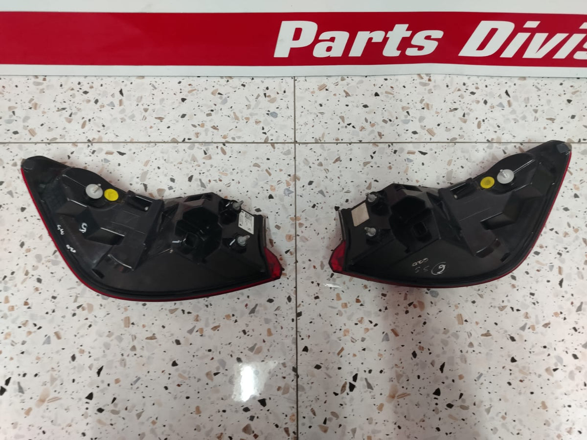 2019-2024 BMW G20/G28/G80 3-SERIES LEFT AND RIGHT TAIL LIGHTS