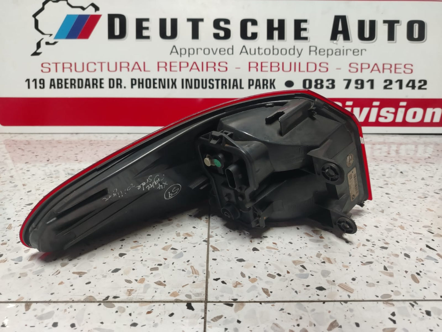 2014-2018 BMW X4 F26 RIGHT TAIL LIGHT